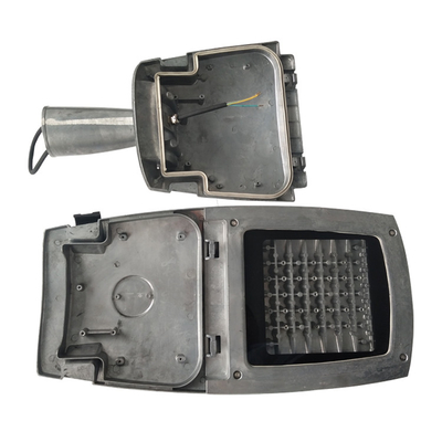 A presión la vivienda llevada de aluminio de la luz de calle de la fundición con la CA 220V de los clips 120w