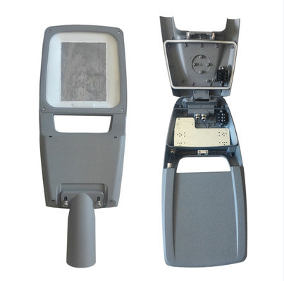 Luminarias LED para Exteriores con Protección IP66 y Alta Eficiencia Lumínica Adecuadas para Diversas Alturas de Instalación