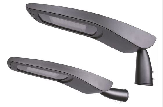 Cuerpo de Gray Customized Pole Light Aluminum 3 años de la garantía 120° de ángulo de haz