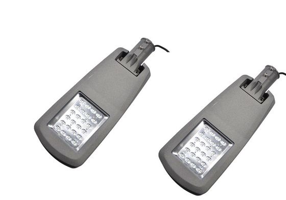 A presión la fundición que la prenda impermeable de aluminio IP66 IK08 llevó la luz de calle 3000K Ra80 120lm/W para la carretera