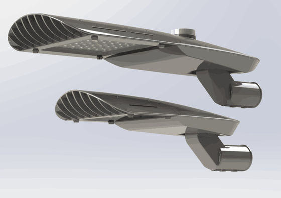 La alta vivienda de la luz de calle de la prenda impermeable del lumen, aluminio 60-200W llevó la vivienda ligera del camino