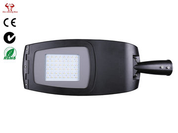 50 / curso de la vida de vivienda IP66 IK08 ZHSL-13-150 de la luz de calle de 60Hz LED 50000h LED