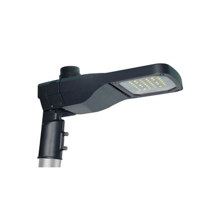 lámpara elegante de la calle del diámetro 3000k 3750lm 30w del tubo del sensor de movimiento de la luz de la ciudad 60M M