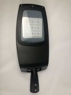 El top al aire libre 50w Wifi Smart del poste del sensor llevó la vivienda impermeable de aluminio de la luz del grado IP66 del dado-castinting de las luces 220v nueva